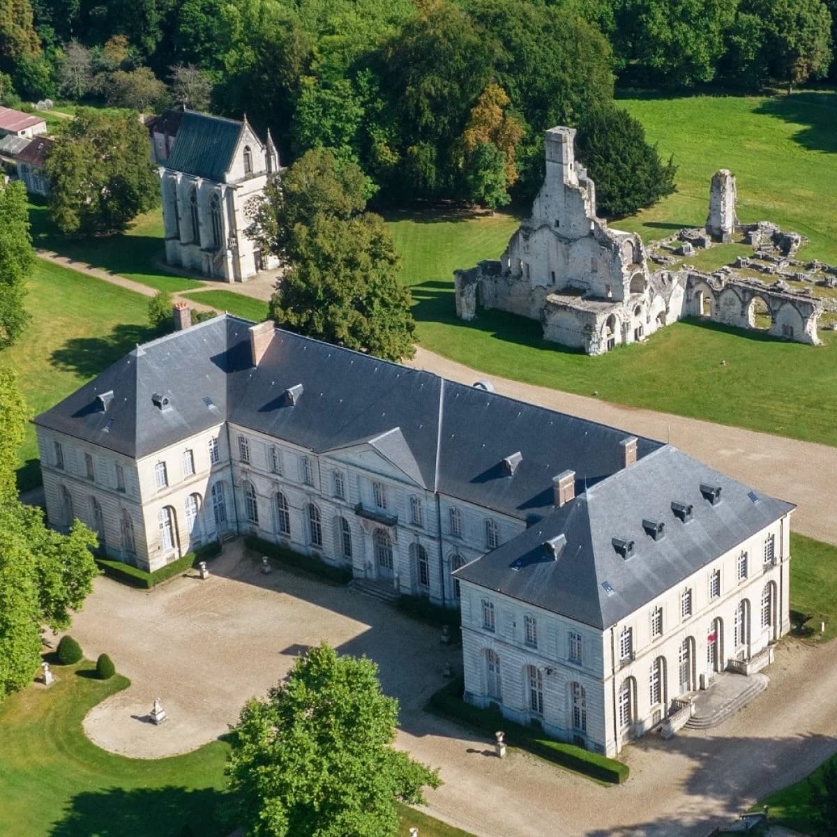 Domaine de Chaalis et son abbaye dans l'Oise
